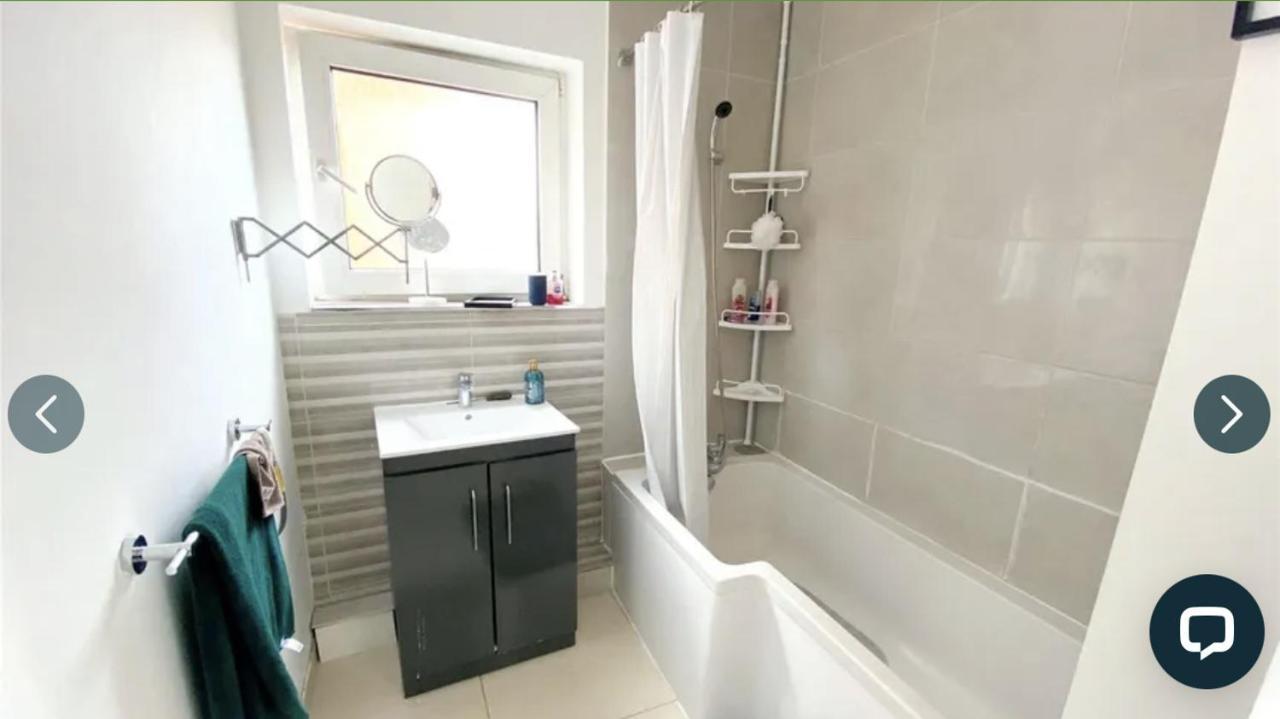 4 Bedroom Property Which Sleeps 8 Very Close To The Harry Potter Studio And Watford Junction Εξωτερικό φωτογραφία